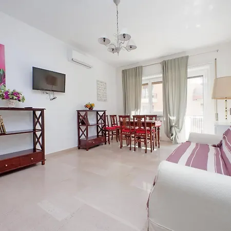 Apartment Vatican Francy's House - San Pietro Rome